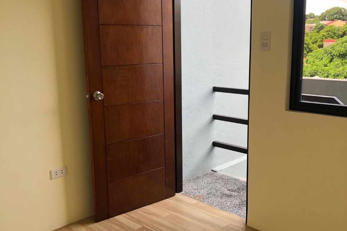 3 Bedroom Townhouse for Sale in Tungkong Mangga, San Jose del Monte, Bulacan – photo 6