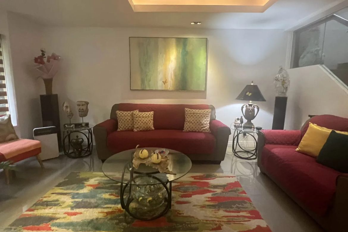 3 Bedroom Townhouse for Sale in Ugong, Pasig, Metro Manila