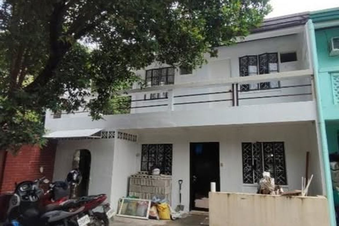 3 Bedroom Townhouse for Sale in Ugong, Pasig, Metro Manila