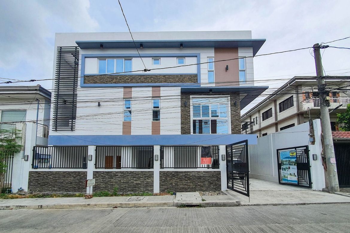 3 Bedroom Townhouse for Sale in Western Bicutan, Taguig, Metro Manila