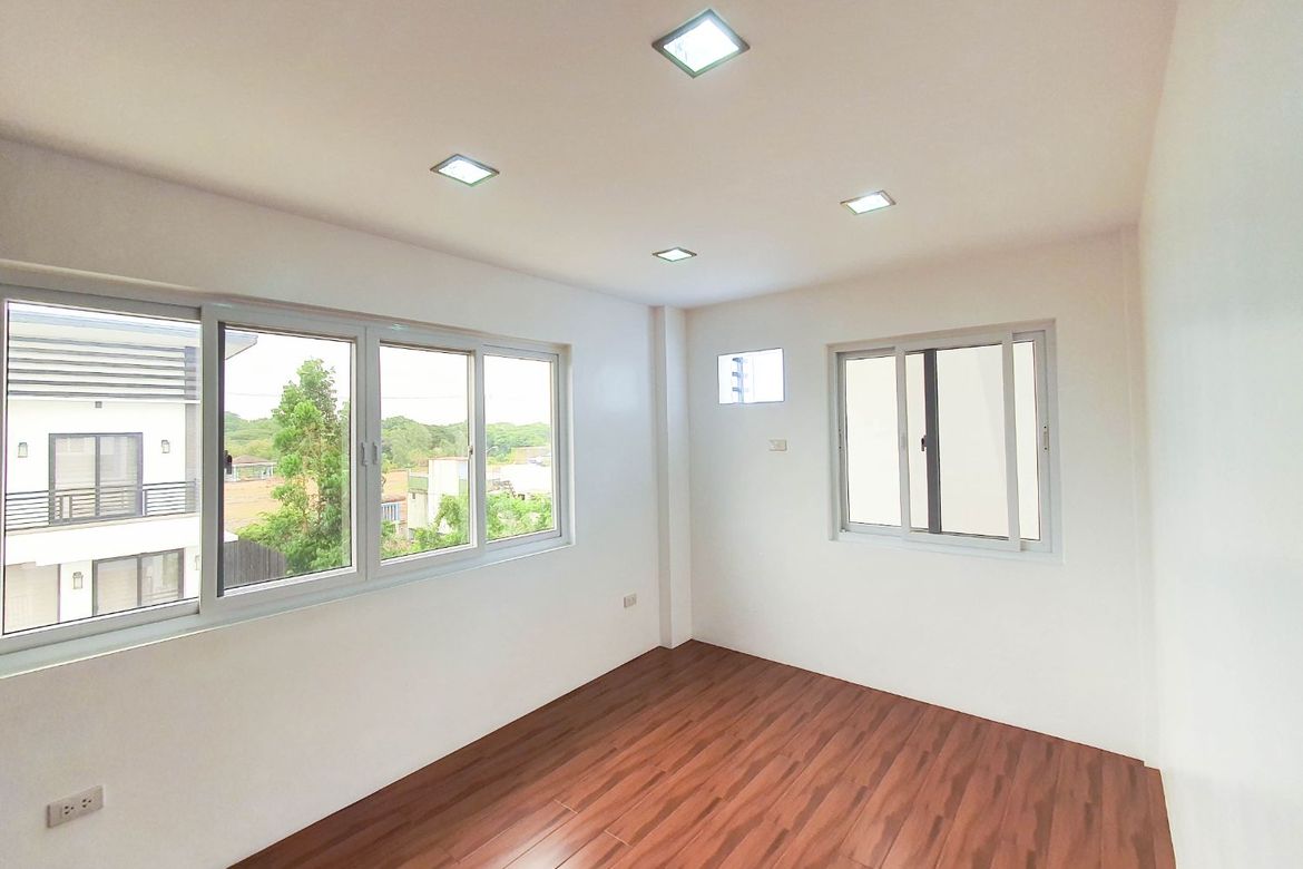 3 Bedroom Townhouse for Sale in Western Bicutan, Taguig, Metro Manila – photo 2