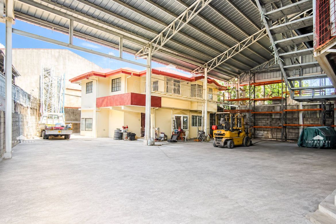 3 Bedroom Warehouse / Factory for Rent in Santo Domingo, Cainta, Rizal photo 2