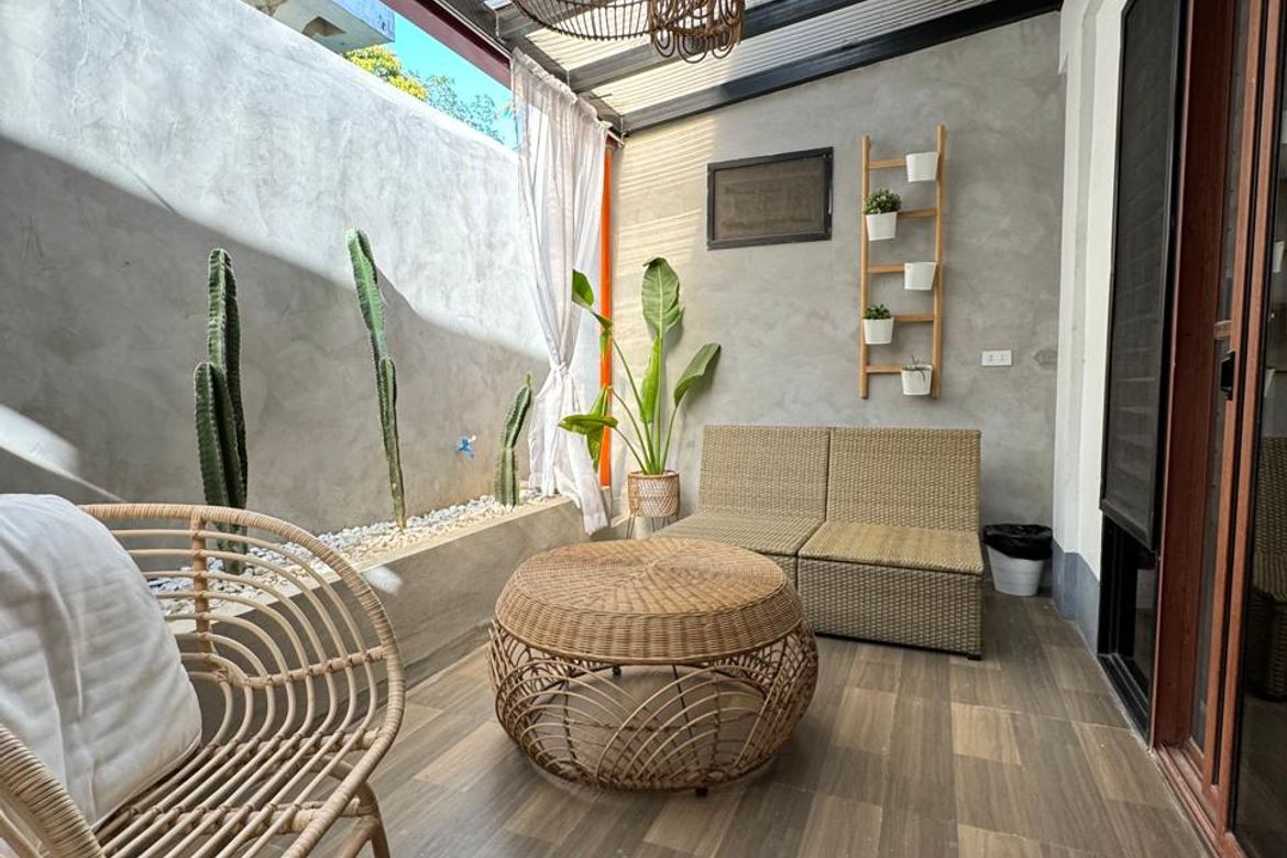 31 Bedroom Commercial for Sale in Urdaneta, Makati, Metro Manila near MRT-3 Ayala – photo 5