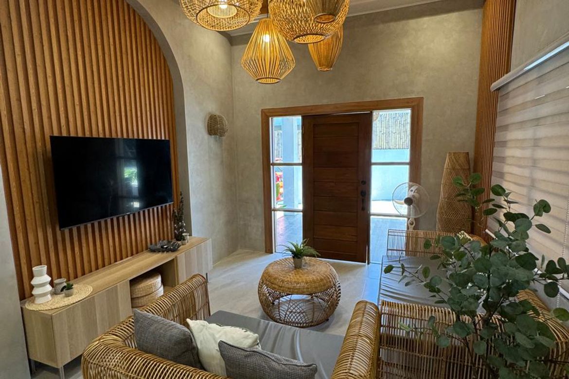 31 Bedroom Commercial for Sale in Urdaneta, Makati, Metro Manila near MRT-3 Ayala – photo 7