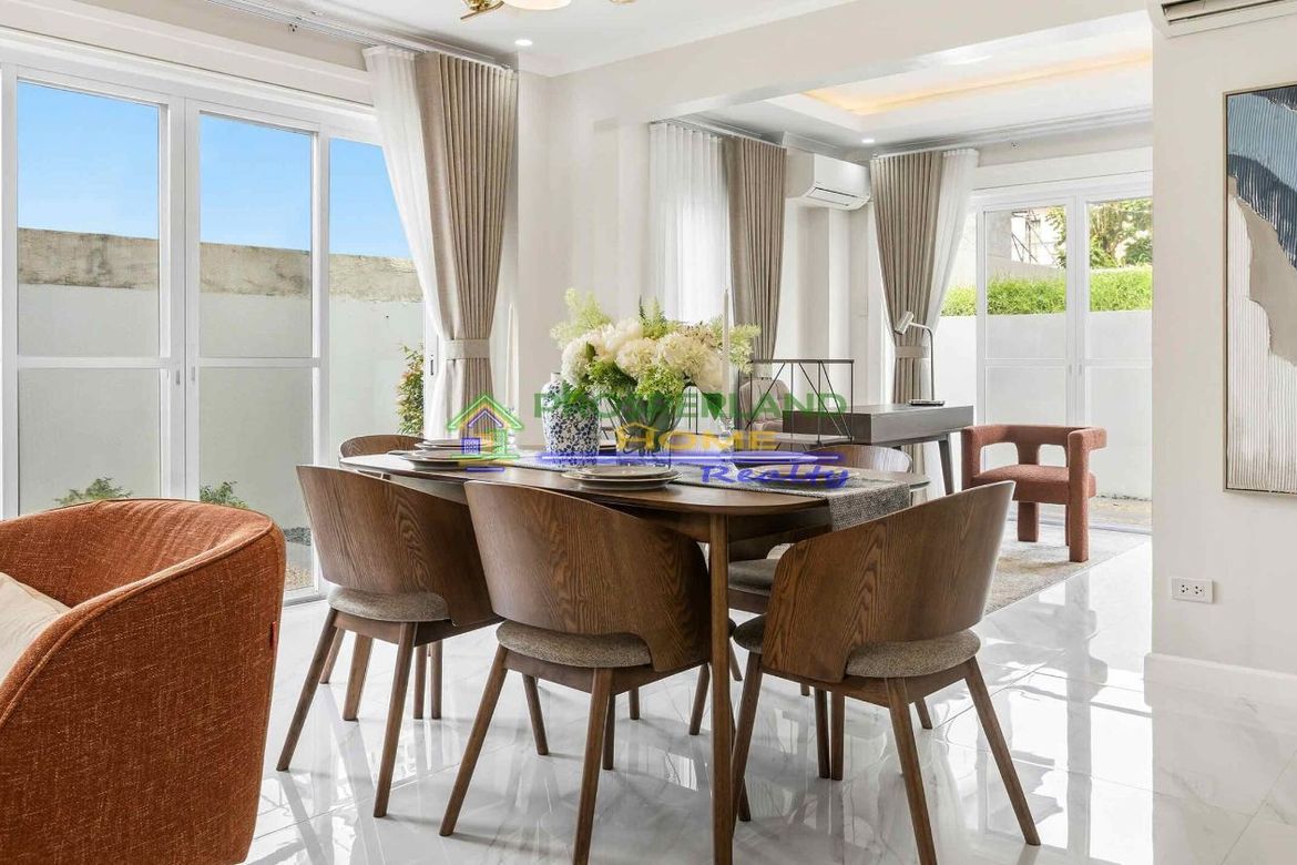33 Bedroom House for Sale in Pamplona Dos, Las Piñas, Metro Manila