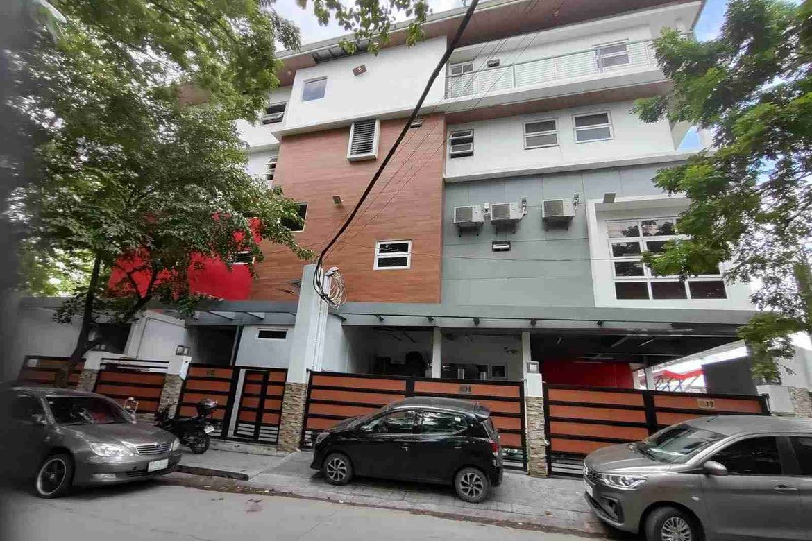34 Bedroom Shophouse for Sale in Almanza Uno, Las Piñas, Metro Manila