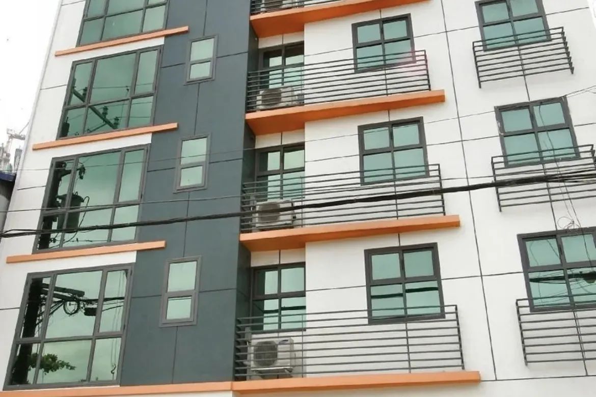 36 Bedroom Hotel / Resort for Sale in Comembo, Makati, Metro Manila