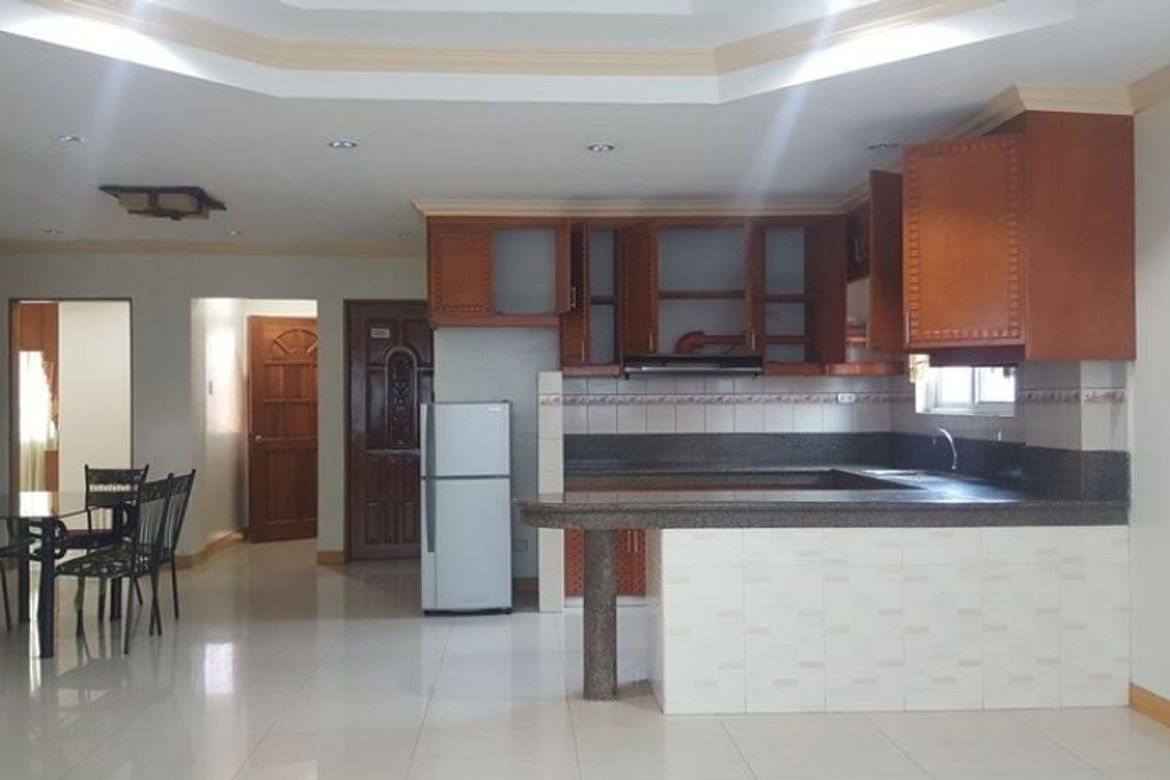 4 Bedroom Apartment for Rent in Guadalupe, Cebu City, Cebu photo 4