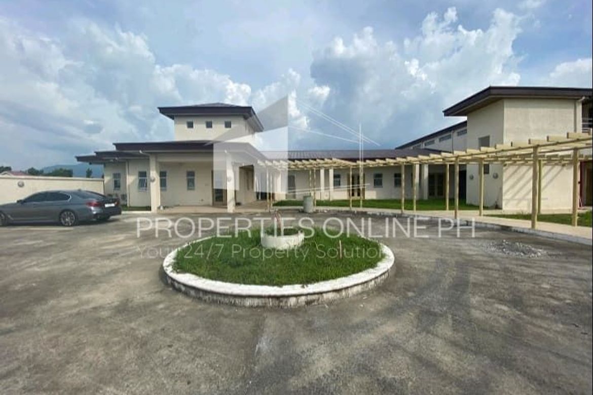 4 Bedroom Commercial for Sale in Bubuyan, Calamba, Laguna