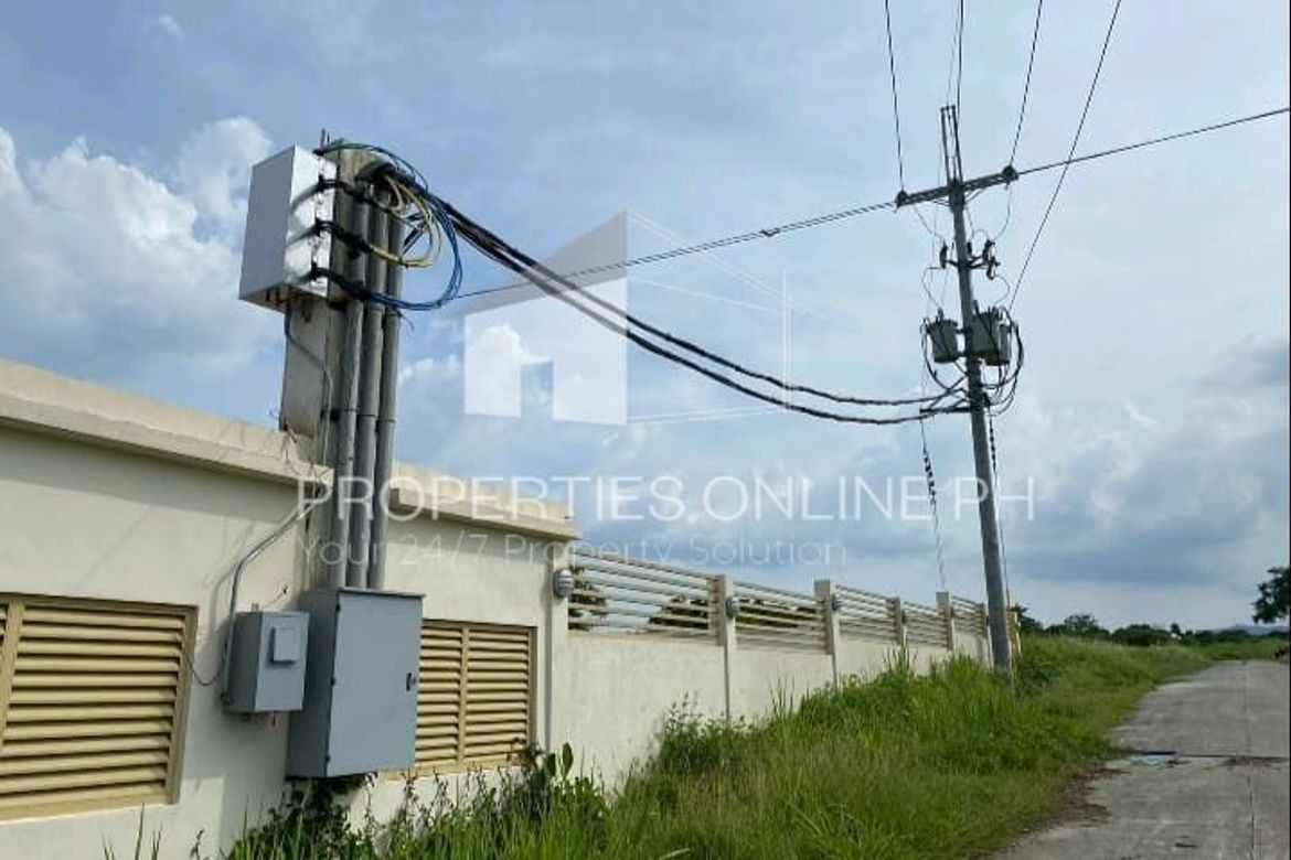 4 Bedroom Commercial for Sale in Bubuyan, Calamba, Laguna – photo 4