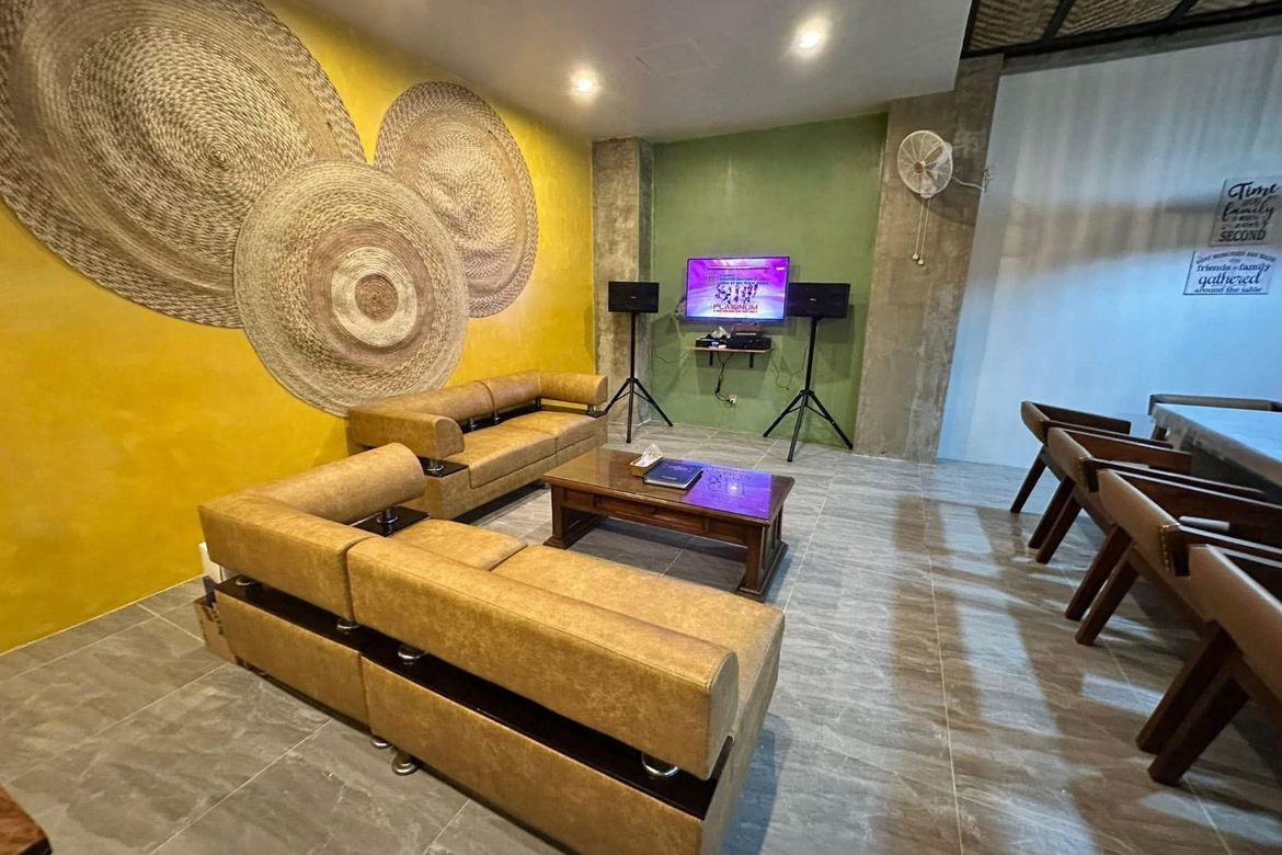 4 Bedroom Commercial for Sale in Kaybagal South, Tagaytay, Cavite – photo 8