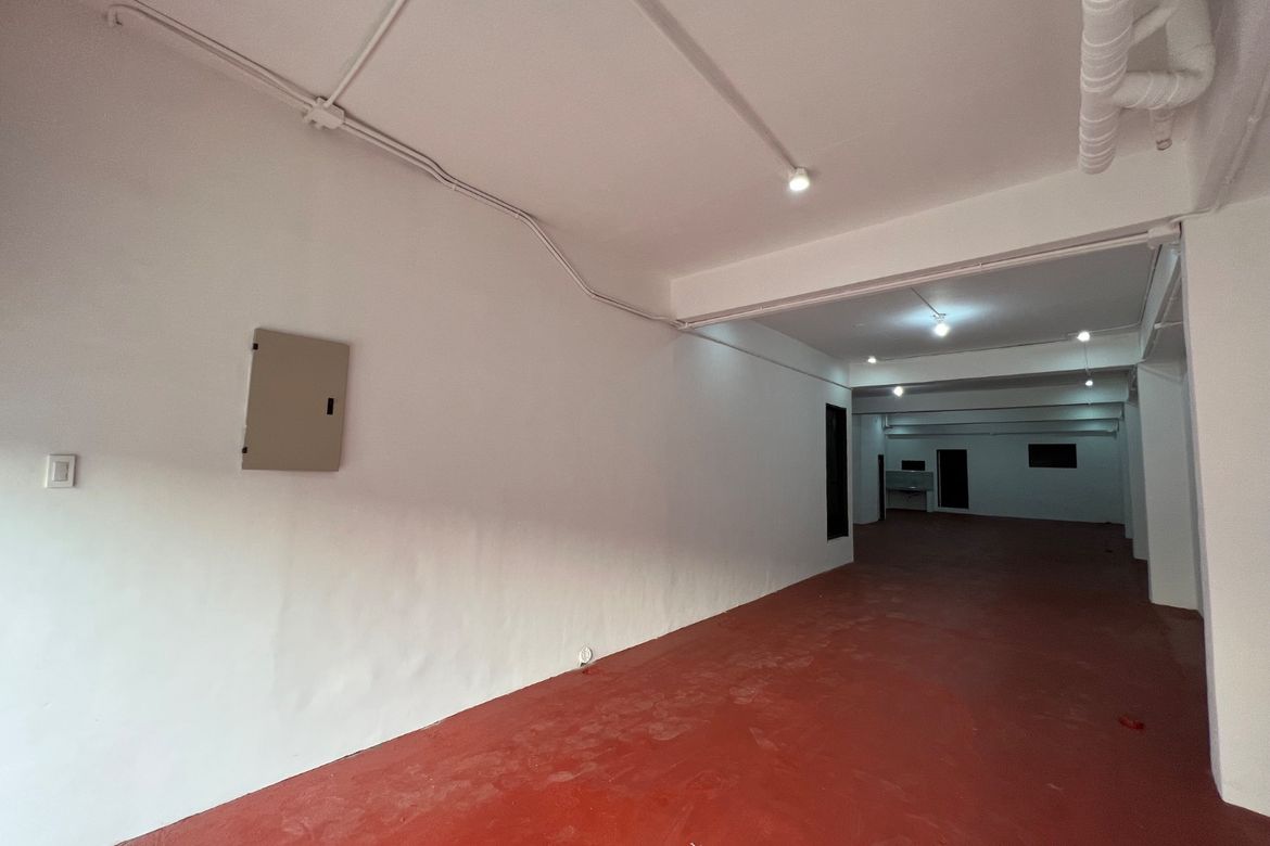 4 Bedroom Commercial for Sale in Lourdes Sur, Angeles, Pampanga – photo 7