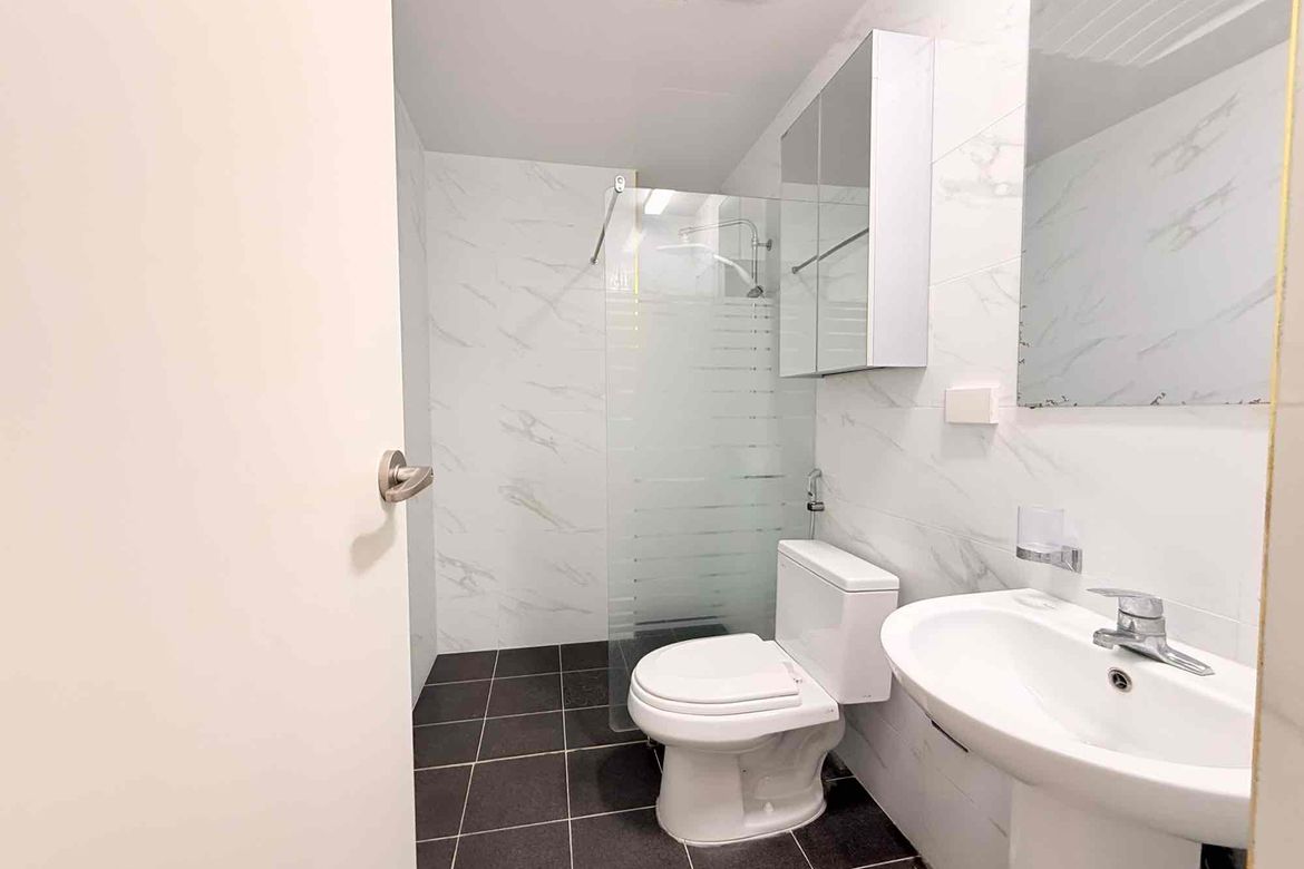 4 Bedroom Condo for Rent in Balibago, Angeles, Pampanga photo 8