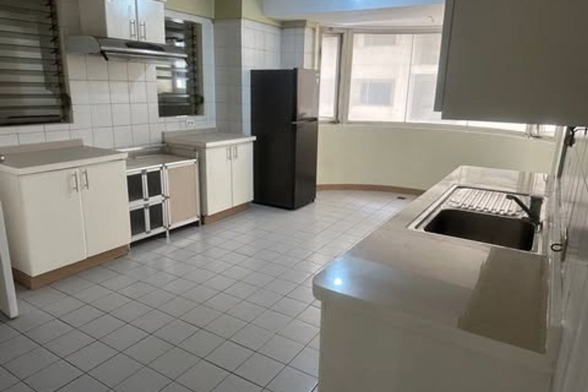 4 Bedroom Condo for Rent in Don Galo, Parañaque, Metro Manila photo 7
