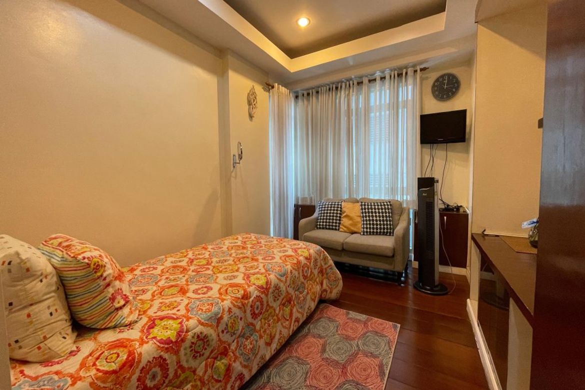 4 Bedroom Condo for Rent in Sapphire Residences, BGC, Taguig, Metro Manila photo 5