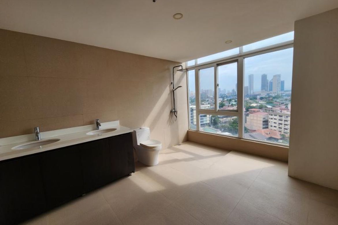 4 Bedroom Condo for Sale in Addition Hills, San Juan, Metro Manila – photo 4