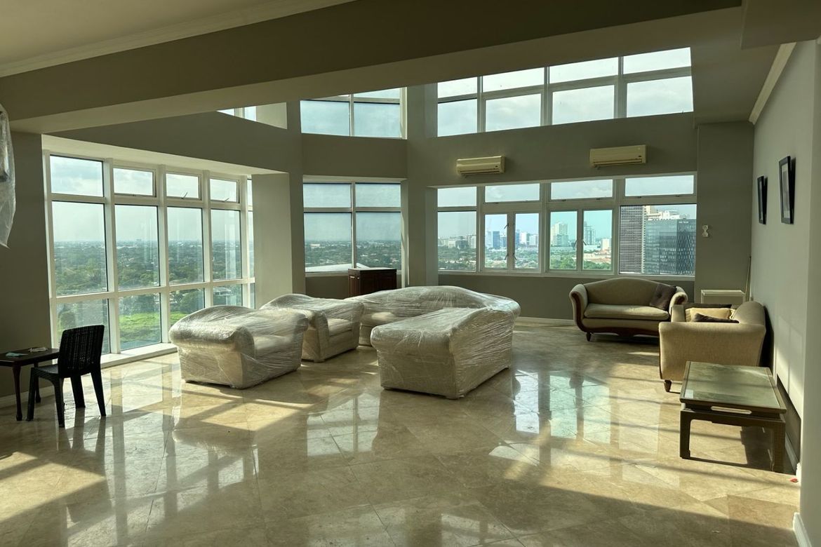 4 Bedroom Condo for Sale in Alabang, Muntinlupa, Metro Manila