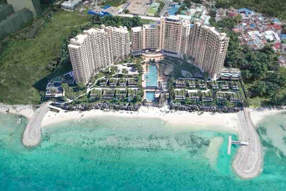 4 Bedroom Condo for Sale in Aruga Resort and Residences, Punta Engaño, Lapu-Lapu, Cebu