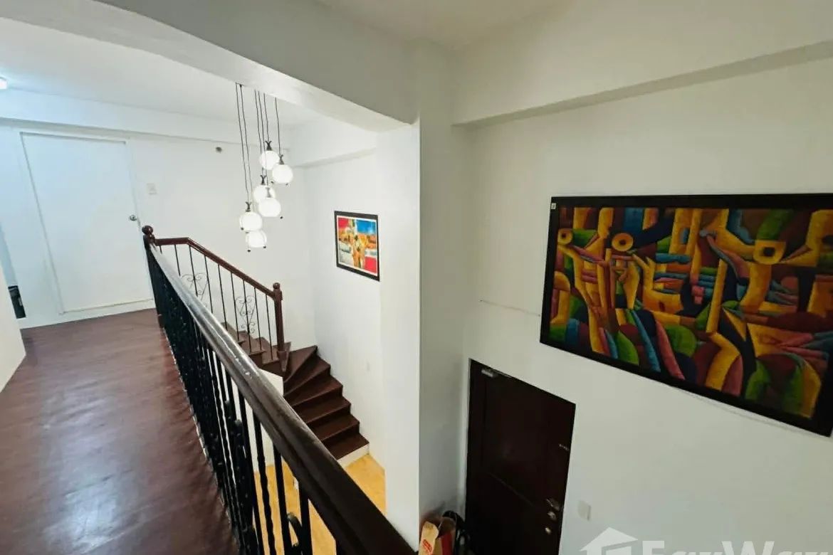 4 Bedroom Condo for Sale in Bagong Lipunan Ng Crame, Quezon City, Metro Manila near MRT-3 Santolan – photo 2
