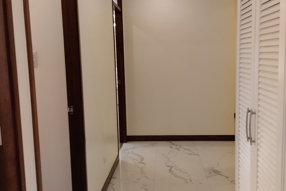 4 Bedroom Condo for Sale in Brio Tower, Guadalupe Viejo, Makati City near MRT-3 Guadalupe – photo 13