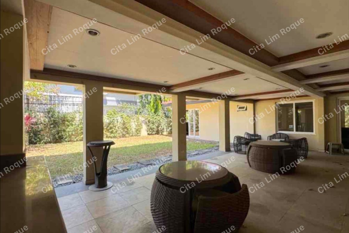 4 Bedroom Condo for Sale in Dasmariñas North, Makati City near MRT-3 Magallanes – photo 10
