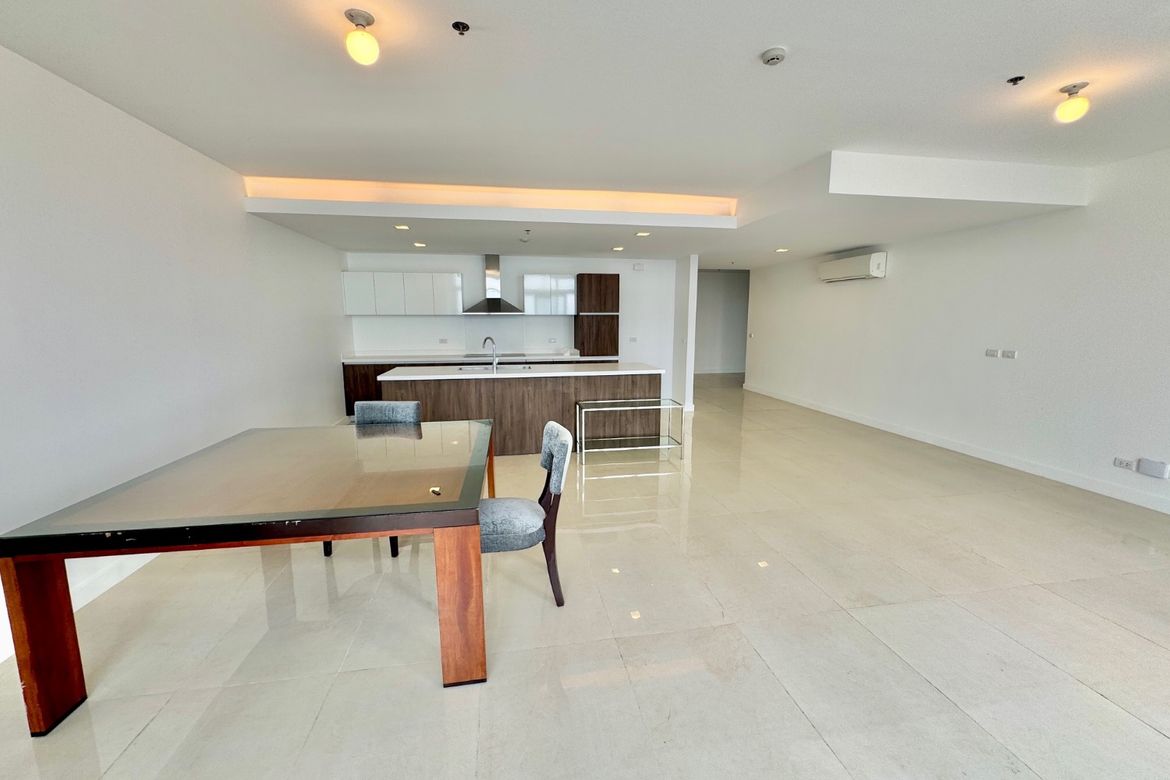 4 Bedroom Condo for Sale in East Gallery Place, BGC, Taguig – photo 8