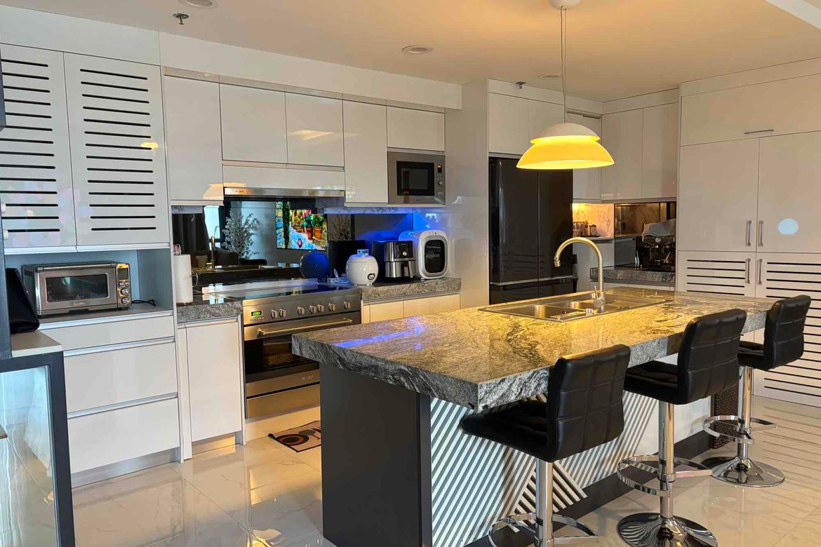 4 Bedroom Condo for Sale in Malabanias, Angeles, Pampanga – photo 3