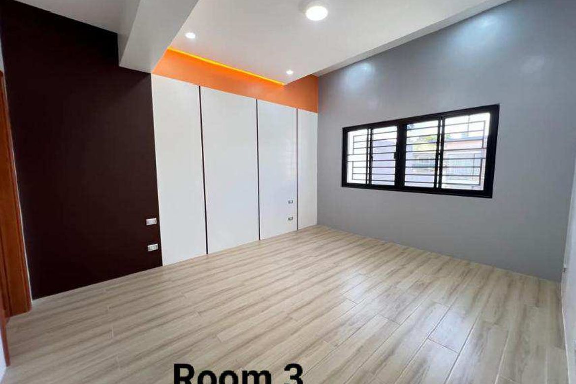 4 Bedroom Condo for Sale in Merville, Parañaque, Metro Manila – photo 3