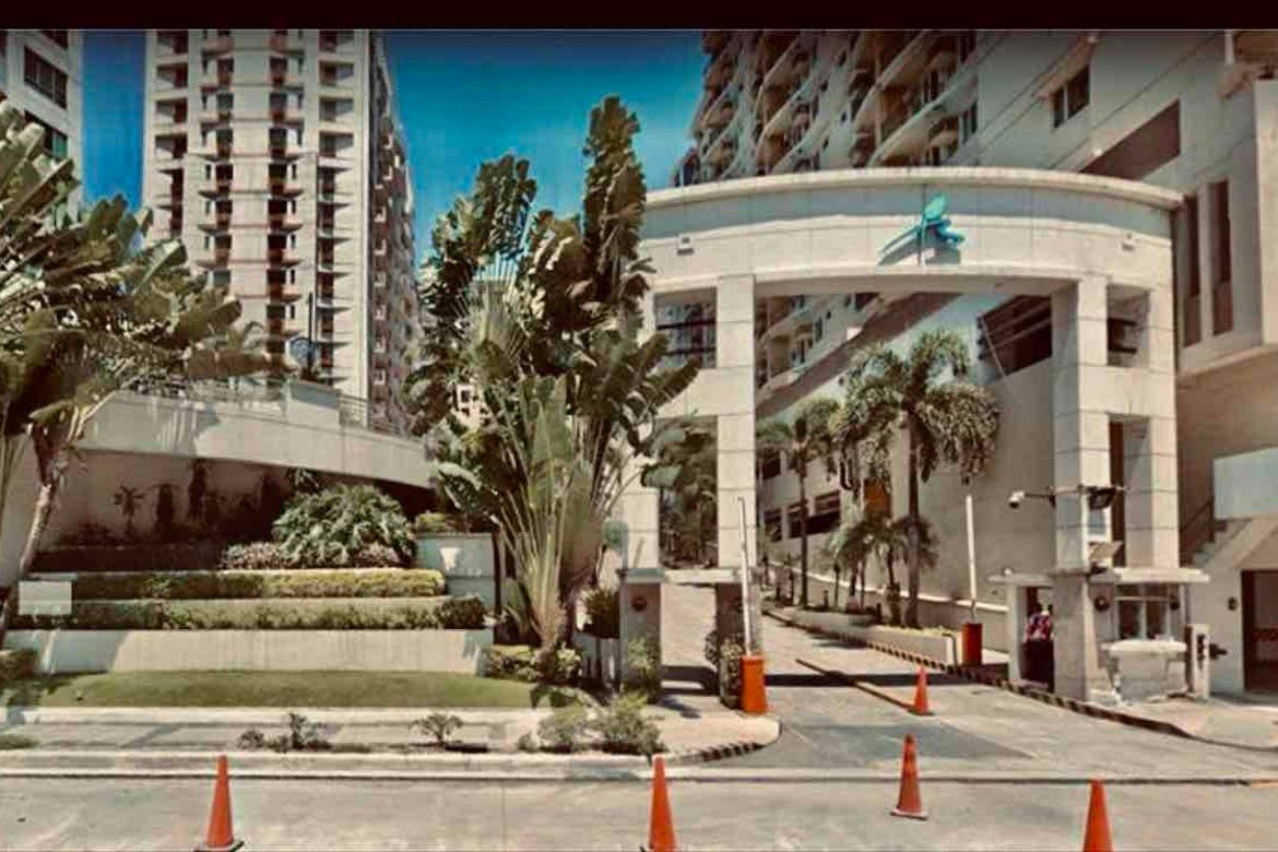 4 Bedroom Condo for Sale in Palawan Tower at Bay Gardens, Malate, Manila, Metro Manila near LRT-1 Vito Cruz