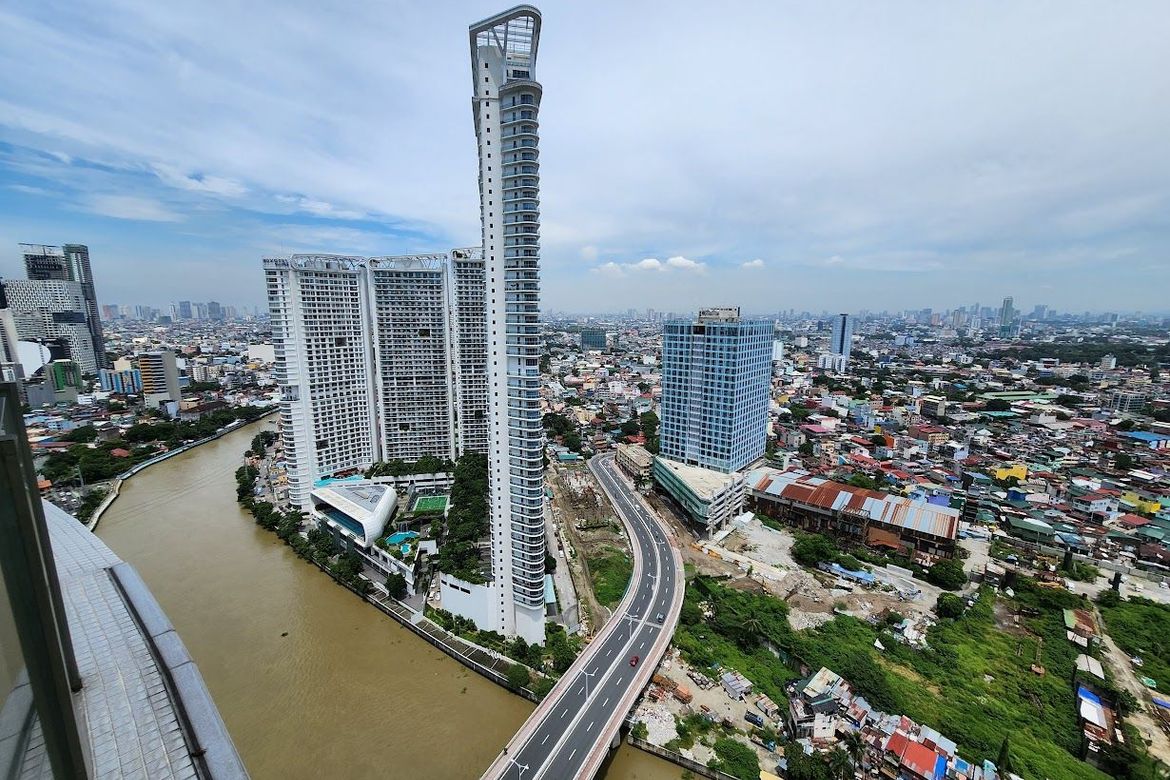 4 Bedroom Condo for Sale in Proscenium at Rockwell, Guadalupe Viejo, Makati, Metro Manila near MRT-3 Guadalupe – photo 4