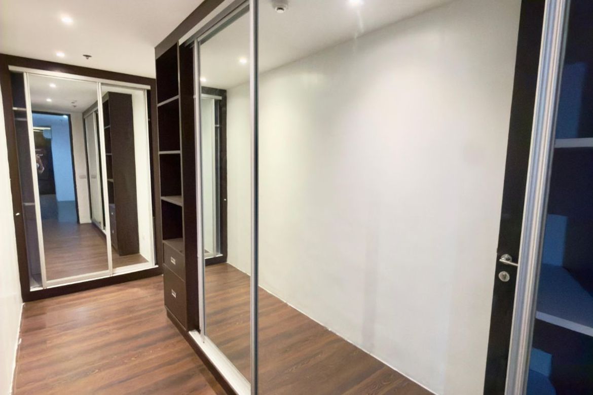 4 Bedroom Condo for Sale in San Antonio, Pasig, Metro Manila near MRT-3 Ortigas – photo 8