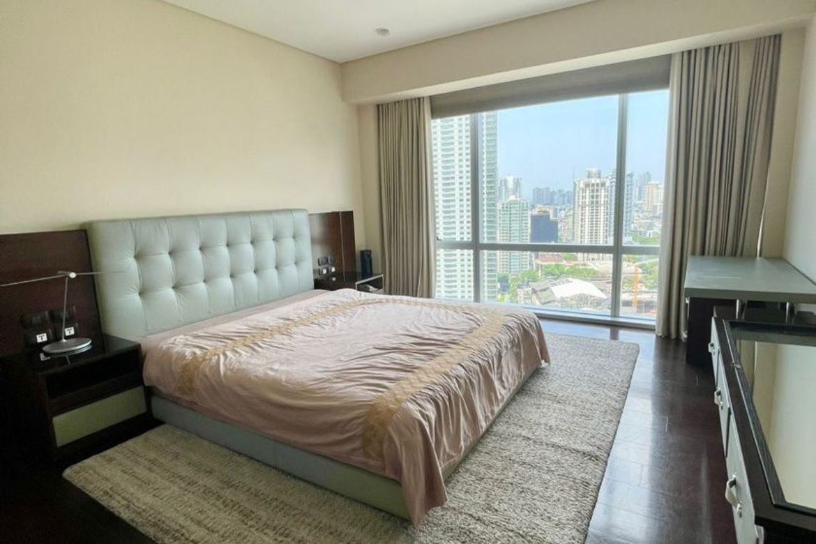 4 Bedroom Condo for Sale in San Lorenzo, Makati, Metro Manila near MRT-3 Ayala – photo 8