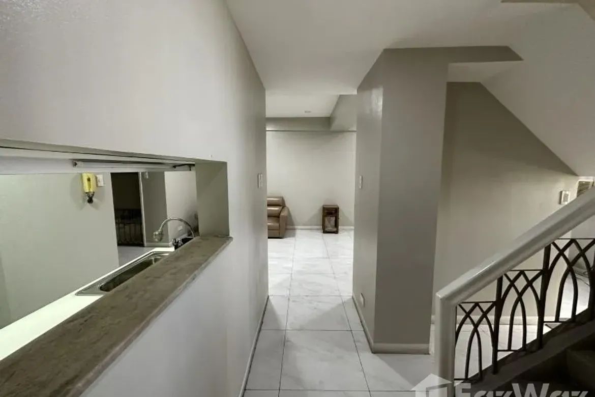 4 Bedroom Condo for Sale in San Nicolas, Manila, Metro Manila – photo 5