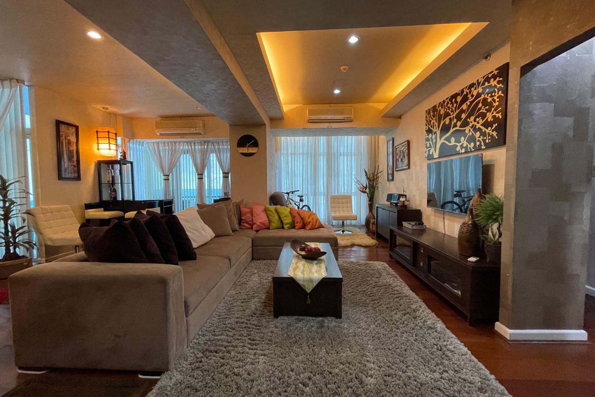 4 Bedroom Condo for Sale in Sapphire Residences, BGC, Taguig – photo 2