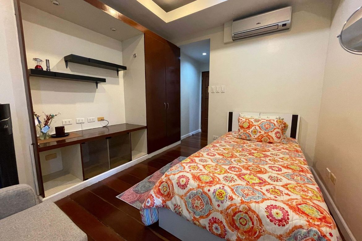 4 Bedroom Condo for Sale in Sapphire Residences, BGC, Taguig – photo 5