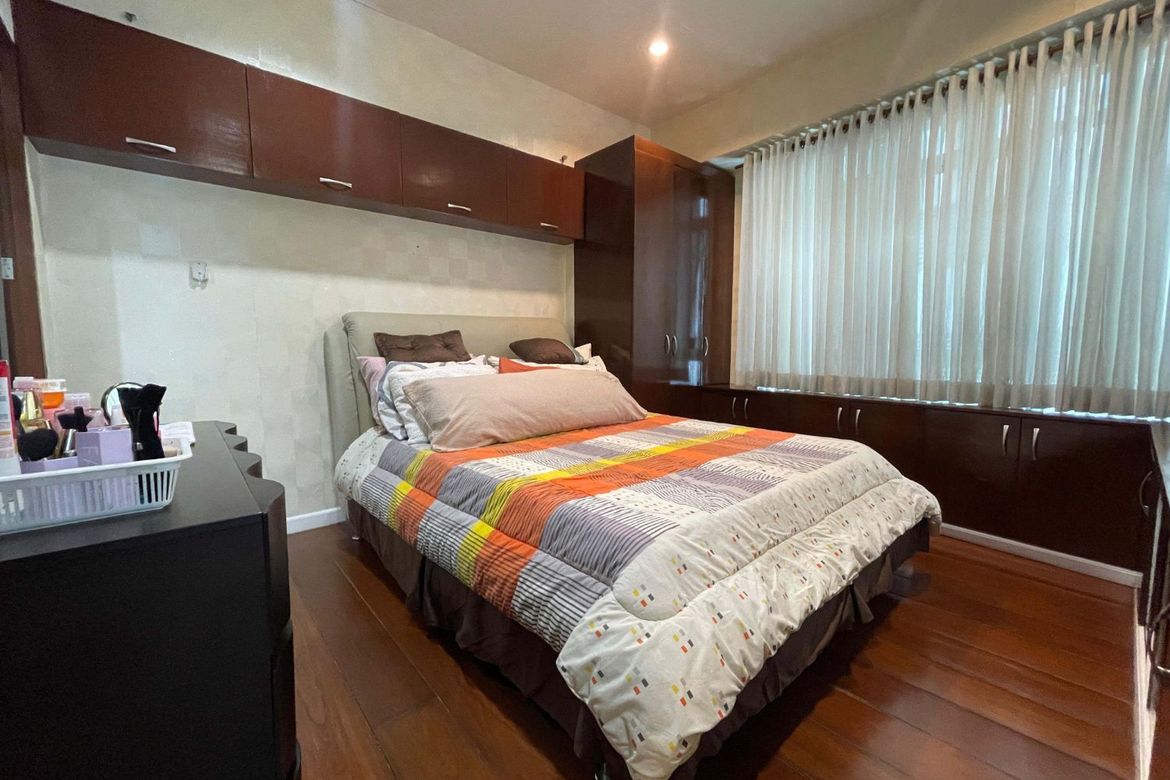 4 Bedroom Condo for Sale in Sapphire Residences, BGC, Taguig – photo 7