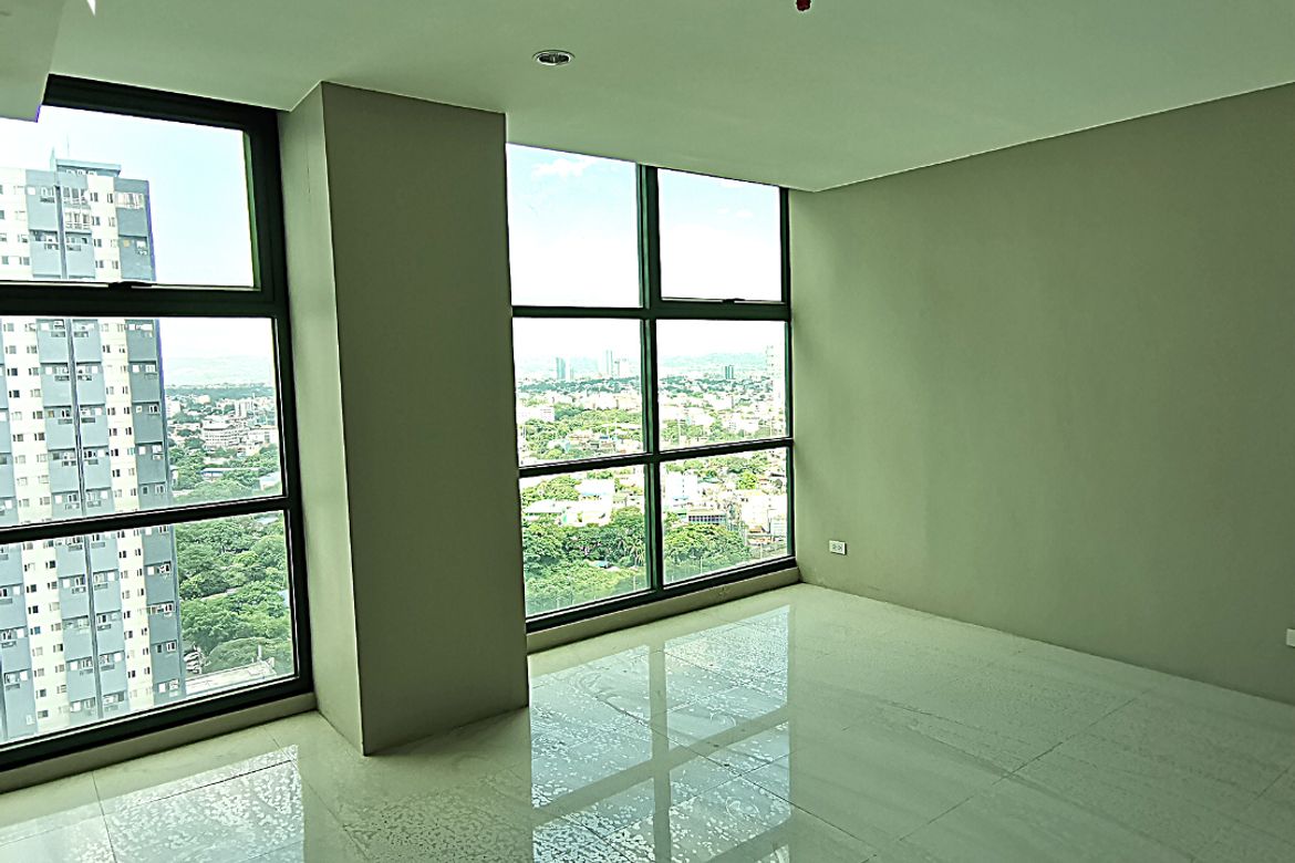 4 Bedroom Condo for Sale in The Symphony Towers, South Triangle, Quezon City, Metro Manila near MRT-3 Kamuning – photo 7