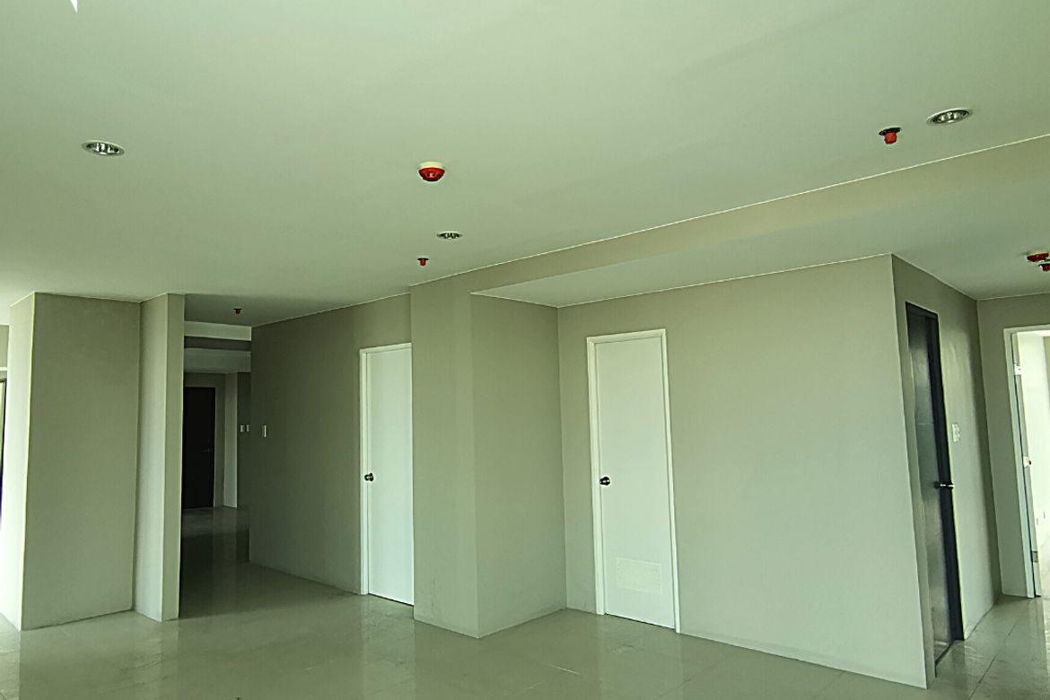 4 Bedroom Condo for Sale in The Symphony Towers, South Triangle, Quezon City, Metro Manila near MRT-3 Kamuning – photo 8