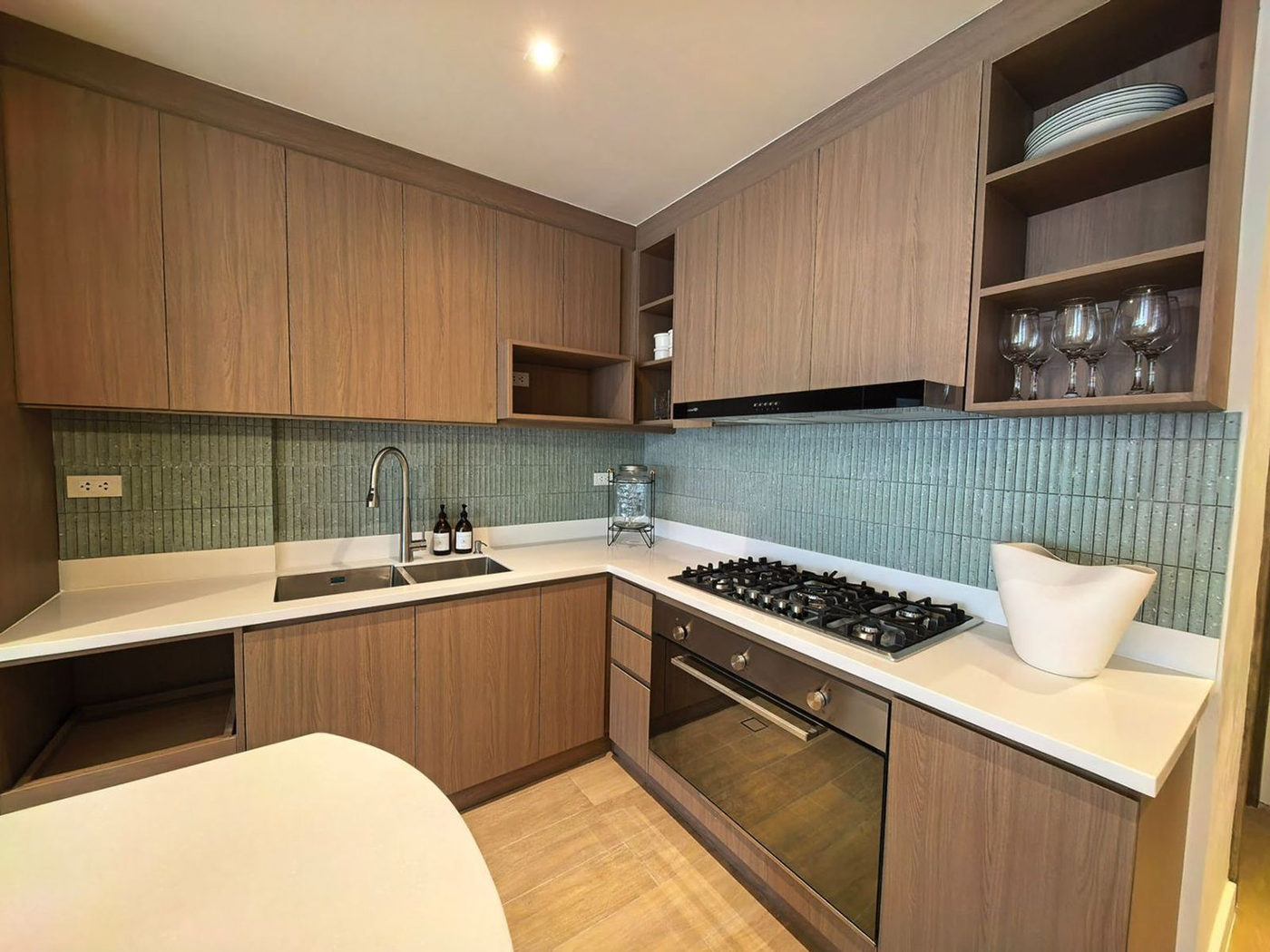 4-Bedroom End-Unit Townhouse for Sale in New Zañiga, Mandaluyong, Metro Manila – photo 8