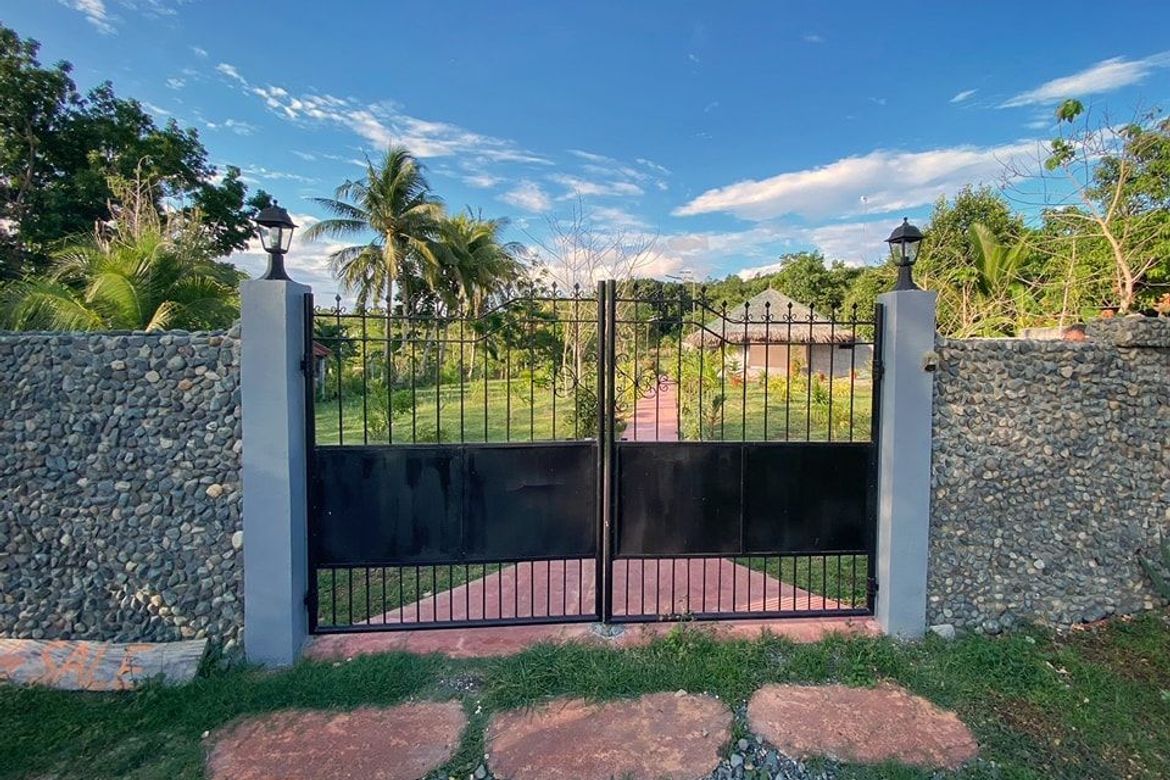 4 Bedroom Hotel / Resort for Sale in Lala-O, San Juan, Siquijor – photo 2