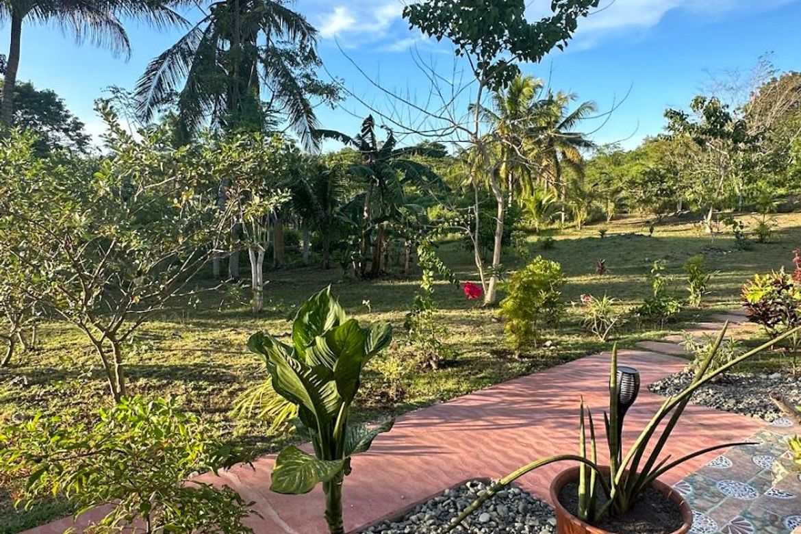 4 Bedroom Hotel / Resort for Sale in Lala-O, San Juan, Siquijor – photo 6
