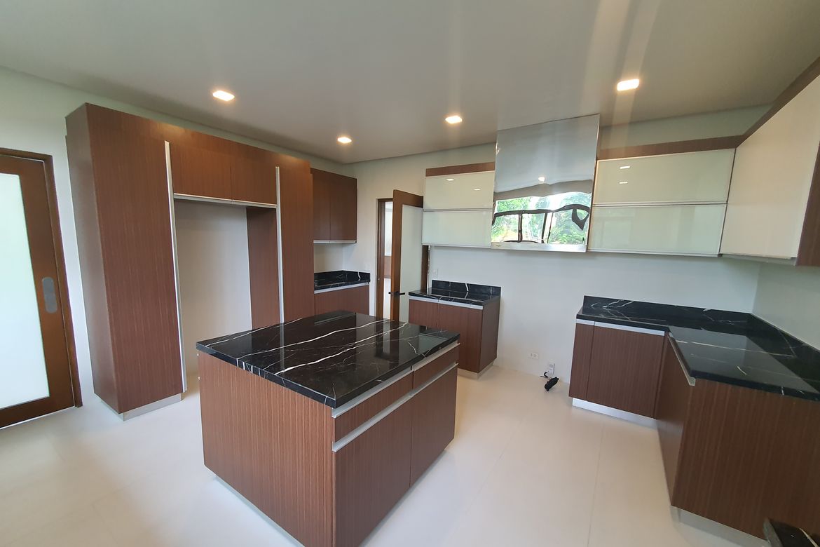 4 Bedroom House for Rent in Ayala Alabang Village, New Alabang Village, Muntinlupa, Metro Manila photo 8