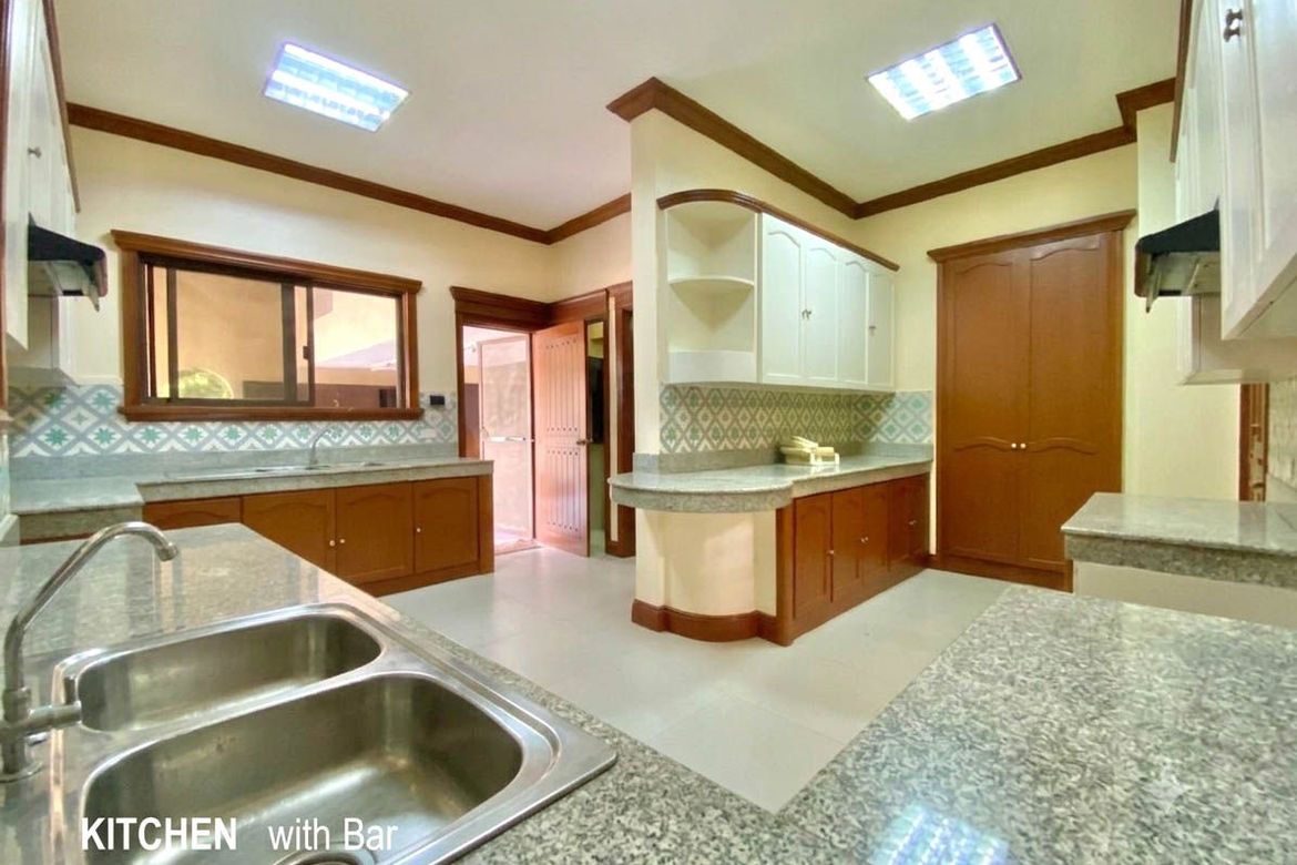 4 Bedroom House for Rent in Ayala Alabang Village, New Alabang Village, Muntinlupa, Metro Manila photo 7
