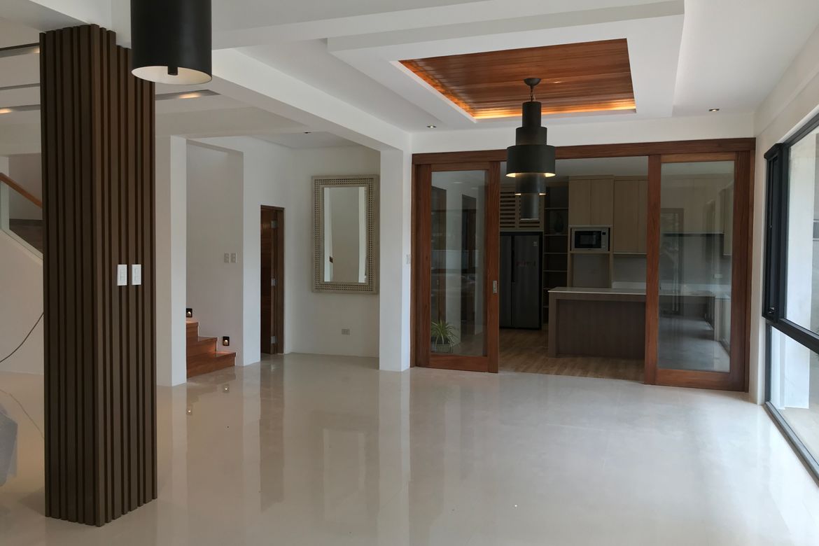 4 Bedroom House for Rent in Ayala Alabang Village, New Alabang Village, Muntinlupa, Metro Manila photo 5