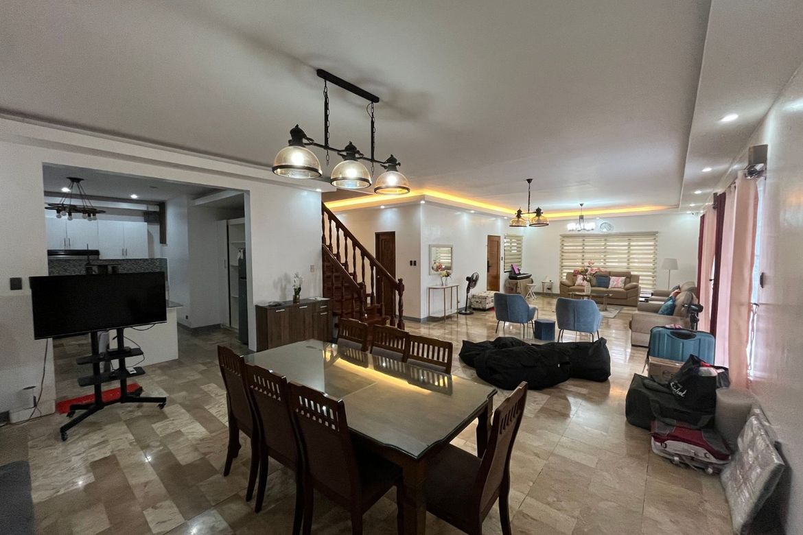 4 Bedroom House for Rent in Barangay 201, Pasay, Metro Manila photo 6