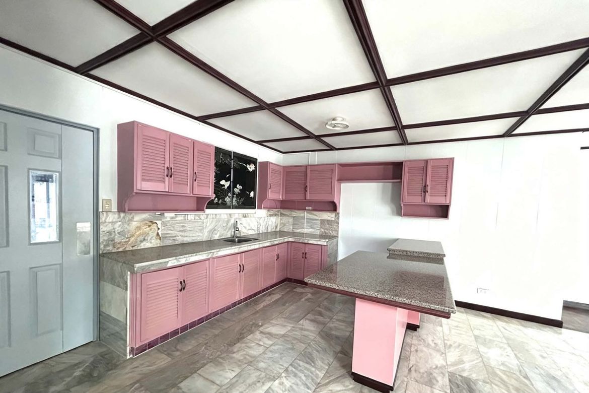 4 Bedroom House for Rent in BF Homes, Parañaque, Metro Manila photo 4