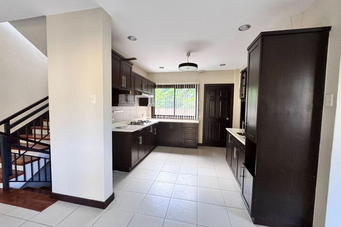 4 Bedroom House for Rent in Busay, Cebu City, Cebu photo 3