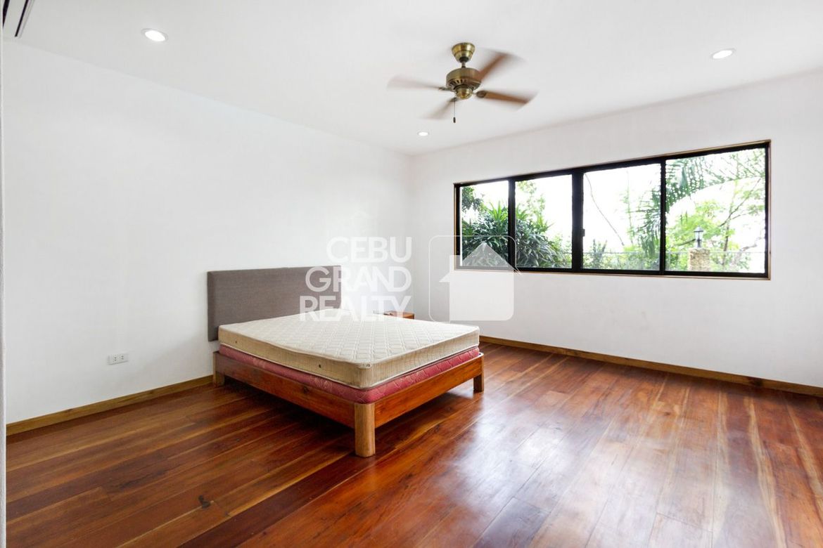 4 Bedroom House for Rent in Cabancalan, Mandaue, Cebu photo 3