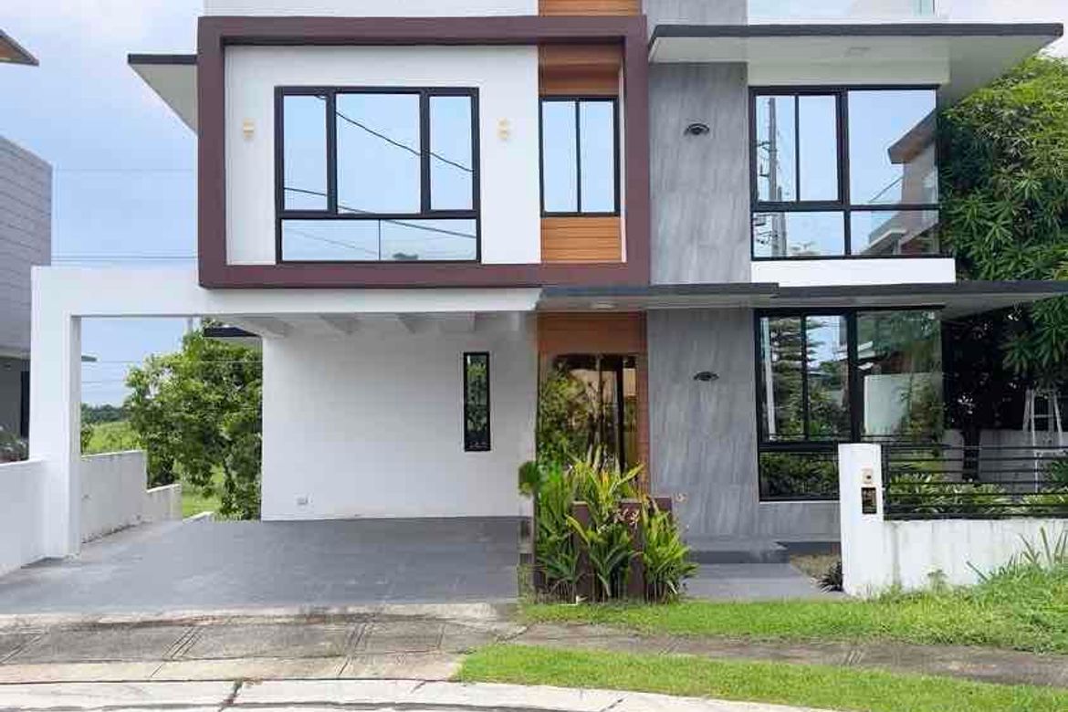 4 Bedroom House for Rent in Canlubang, Calamba, Laguna