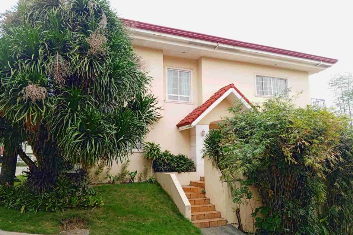 4 Bedroom House for Rent in Casuntingan, Mandaue, Cebu